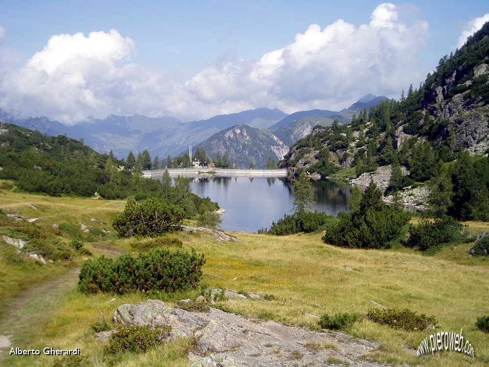 03 Lago Becco verso nord.jpg - OLYMPUS DIGITAL CAMERA